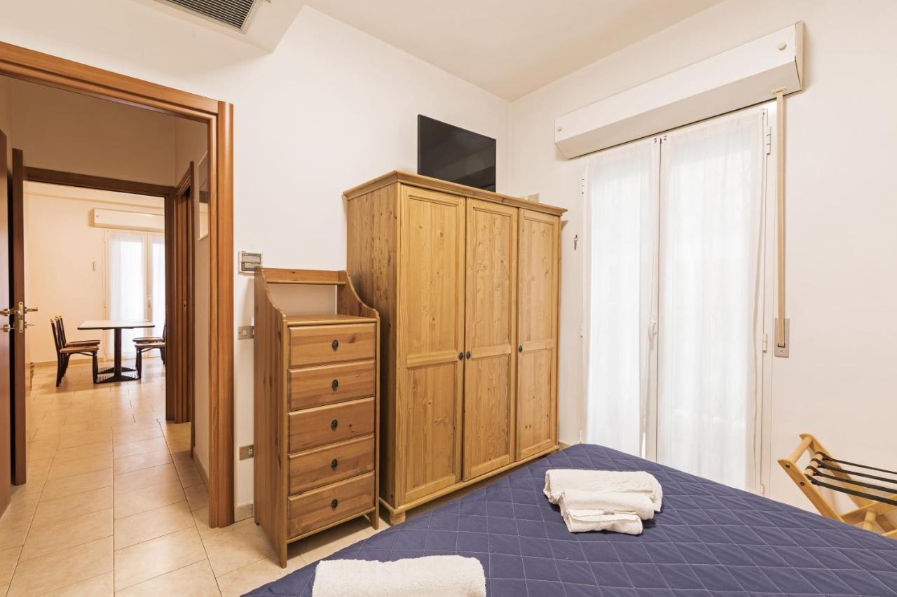 Residence Das Nest - Appartamenti A Pochi Passi Dal Mare Riccione Exterior photo