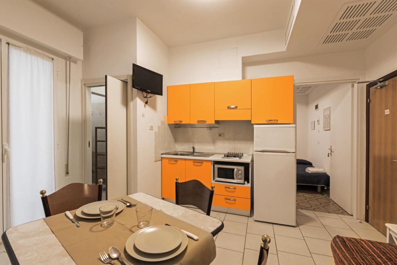 Residence Das Nest - Appartamenti A Pochi Passi Dal Mare Riccione Exterior photo