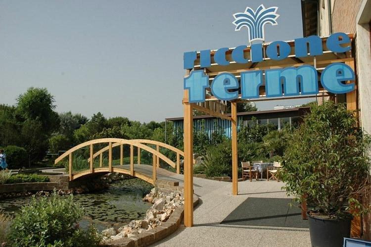 Residence Das Nest - Appartamenti A Pochi Passi Dal Mare Riccione Exterior photo