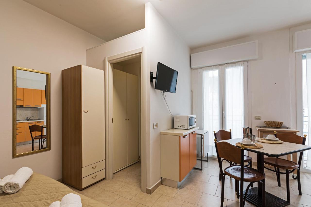 Residence Das Nest - Appartamenti A Pochi Passi Dal Mare Riccione Exterior photo
