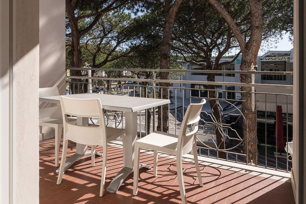 Residence Das Nest - Appartamenti A Pochi Passi Dal Mare Riccione Exterior photo