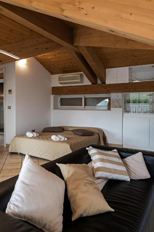 Residence Das Nest - Appartamenti A Pochi Passi Dal Mare Riccione Exterior photo