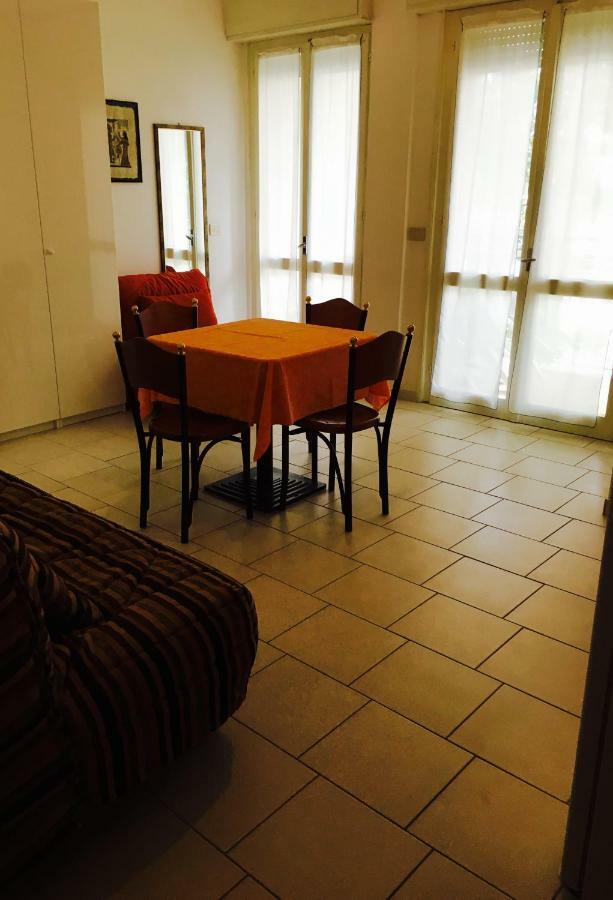 Residence Das Nest - Appartamenti A Pochi Passi Dal Mare Riccione Exterior photo